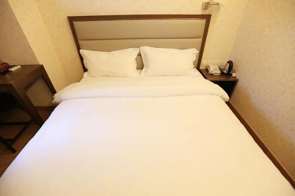 Towns Well Hotel Makau Zewnętrze zdjęcie