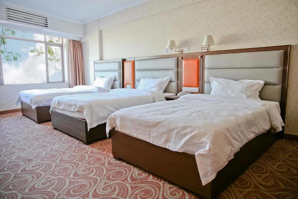 Towns Well Hotel Makau Zewnętrze zdjęcie